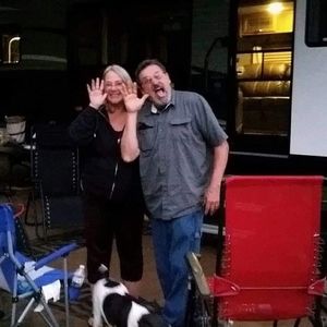 Meet your Posher, Joy